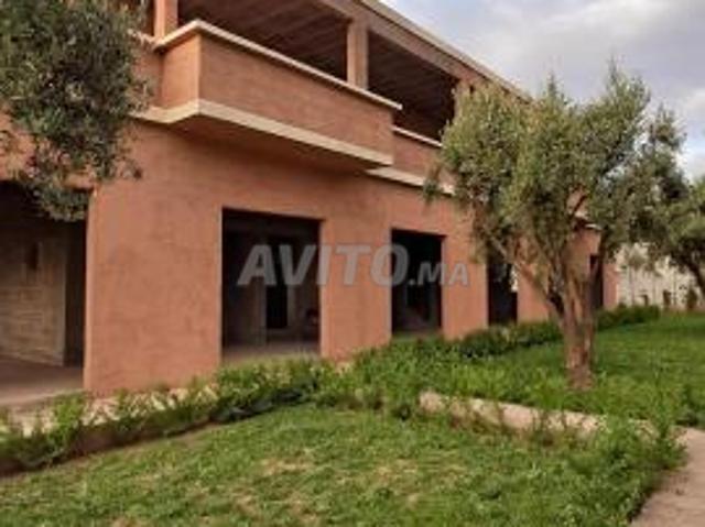 Villa semi finie à vendre
