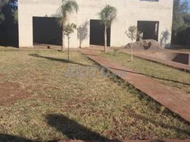 Villa semi finie à vendre