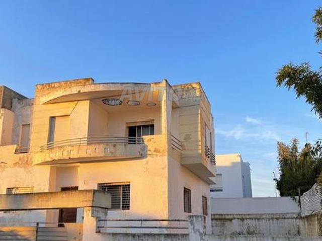 Villa semi finie 3 façades 3 niveaux Tamesna