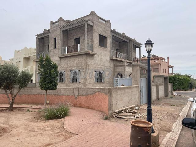 Villa semie finie a vendre