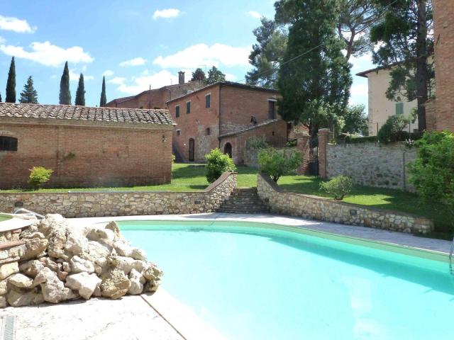 Villa Seicentesca con piscina e casali, Siena – Toscana 2660m² Sinalunga