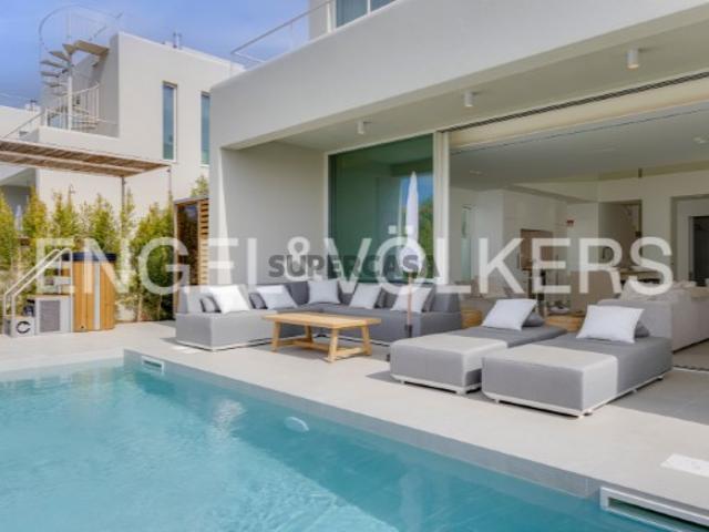 Villa Sky