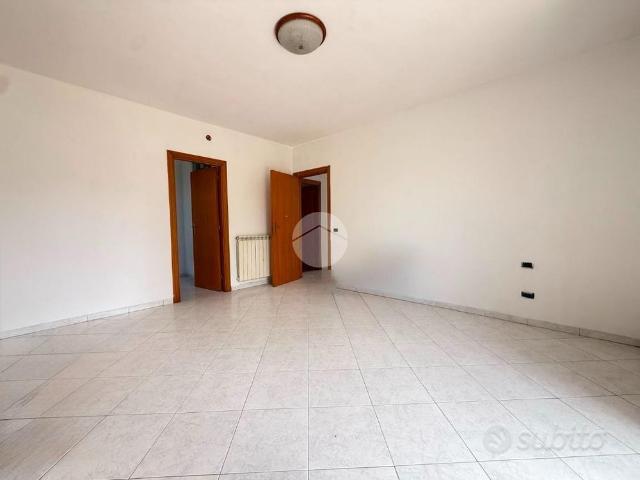 VILLA SINGOLA A GIUGLIANO IN CAMPANIA