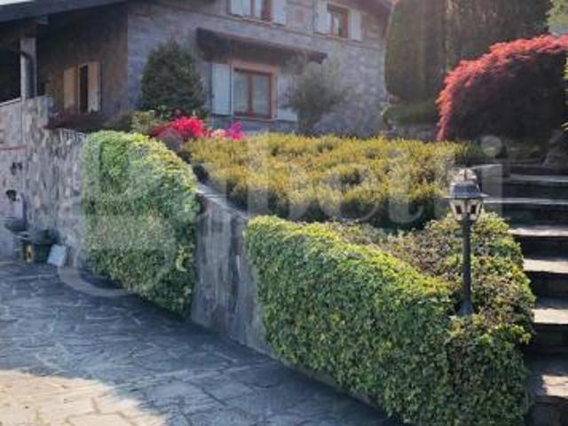 Villa singola Asso. Rif.: Cod. rif 3320560VRG