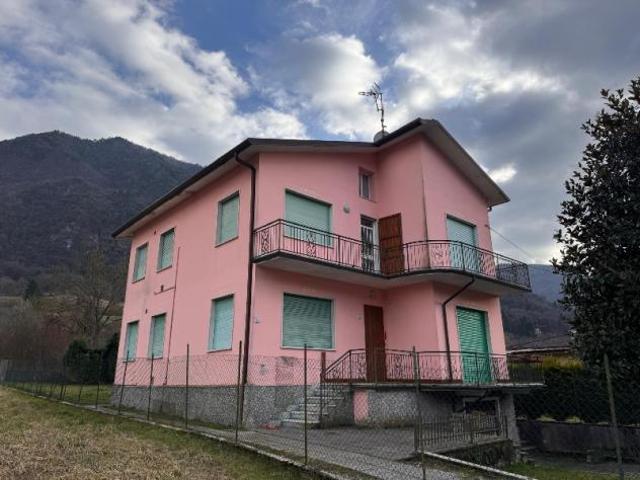 Villa singola Idro. Rif.: 002 Idro