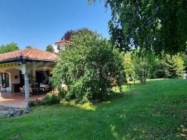 Villa singola in affitto a Cantù via Cascina Pelada
