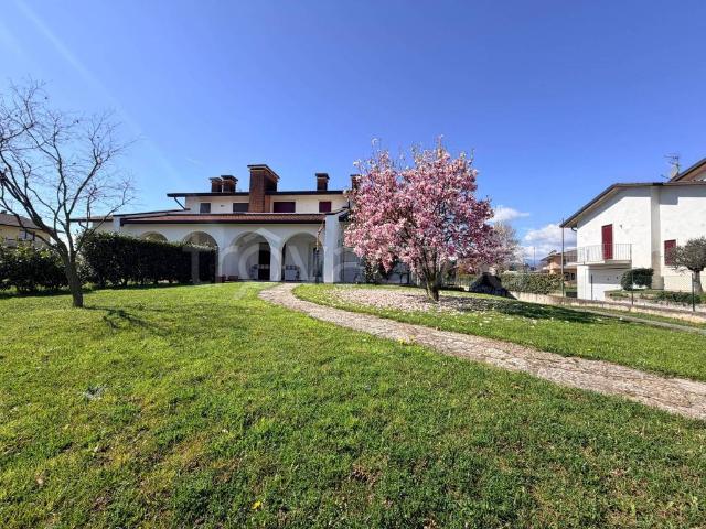 Villa bifamiliare in affitto a Caldogno
