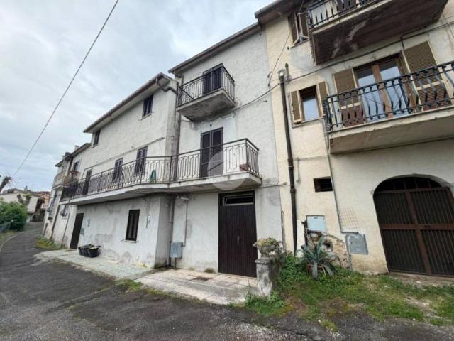 Villa singola in affitto a Fara in Sabina via dei gracchi, 29, Canneto