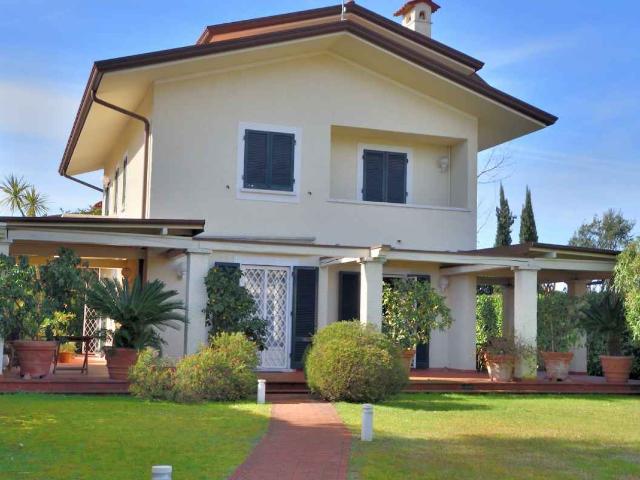 Villa singola in affitto a forte dei marmi forte dei marmi