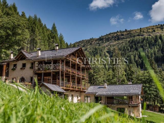 Villa singola in affitto a Livinallongo del Col di Lana via Agai
