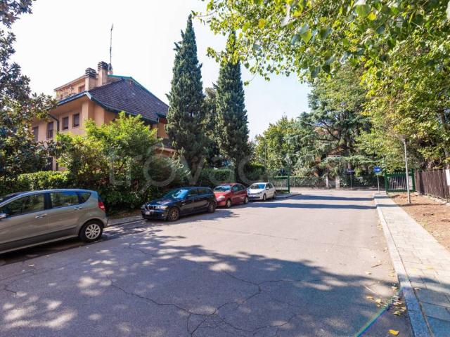 Villa singola in affitto a Milano, Maggiolina