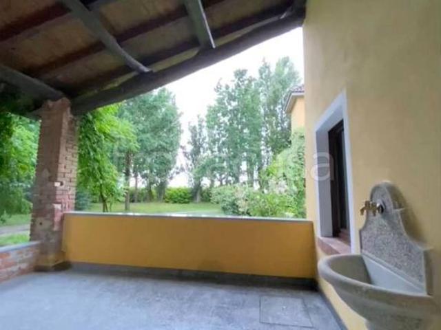 Villa singola in affitto a Novara