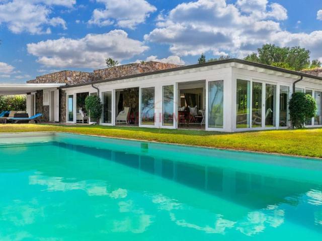 Villa singola in affitto a Olbia