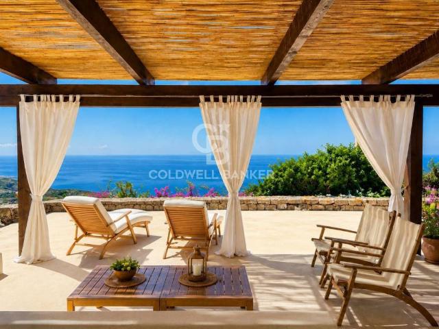 Villa singola in affitto a Pantelleria
