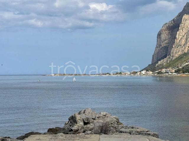 Villa singola in affitto a Palermo via Plauto No Number, Sferracavallo Barcarello