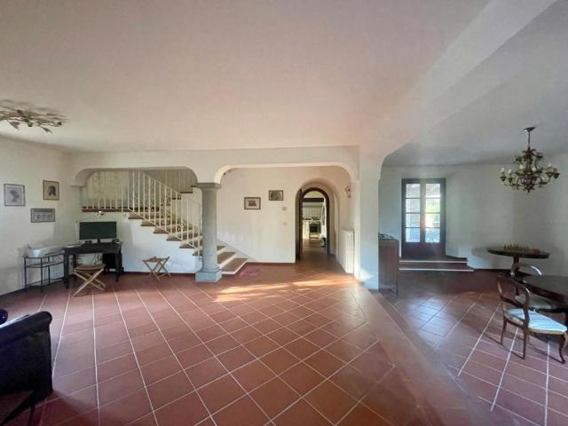 Villa singola in affitto a Porcari via Sbarra