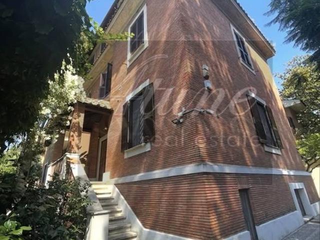 Villa singola in affitto a Roma via di Santa Melania, Aventino