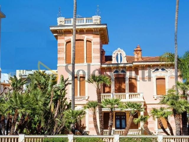 Villa singola in affitto a Sanremo, Porto Vecchio
