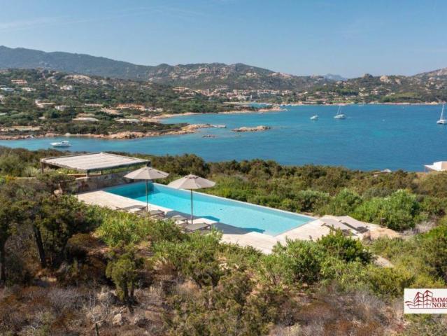 Villa singola in affitto ad Arzachena via Cala del Faro