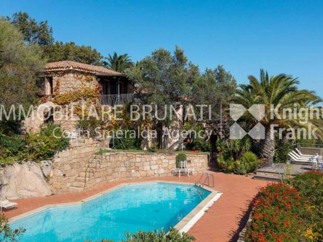 Villa singola in affitto ad Arzachena via del Corbezzolo