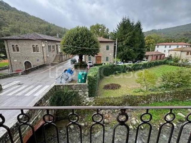 Villa singola in vendita a Talla piazza Guido Monaco, 6