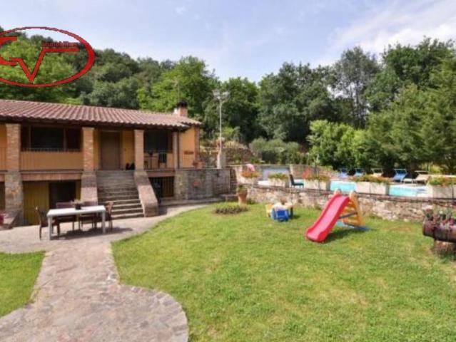 Villa singola in vendita a Terranuova Bracciolini via Carpognane
