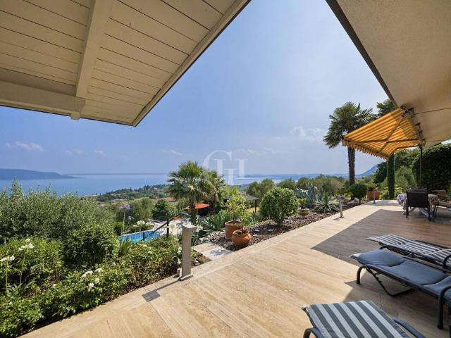 Villa singola in vendita a Toscolano Maderno via Camerate