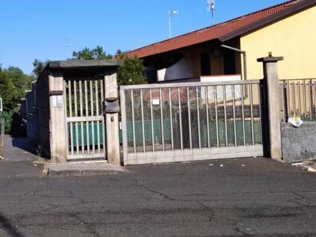Villa singola in vendita a Tremestieri Etneo via Degli Ulivi, 7
