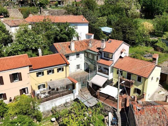 Villa singola in vendita a Trieste via dei Moreri, 48, Gretta