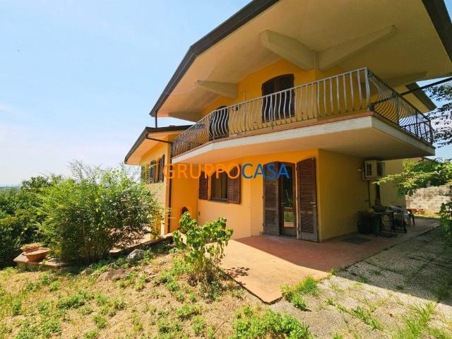 Villa singola in vendita a Uzzano via Emilia Romagna, Santa Lucia