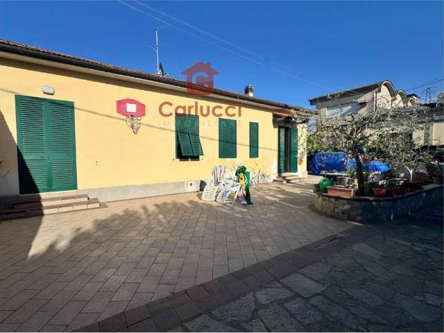 Villa singola in vendita a Uzzano via ferruccio parri, 74, Santa Lucia