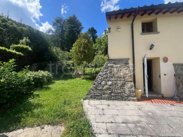 Villa singola in vendita a Vaiano via di Porciglia, Schignano
