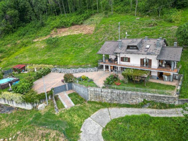 Villa singola in vendita a Val di Chy