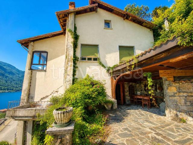 Villa singola in vendita a Valsolda strada Sasso Rosso Dasio