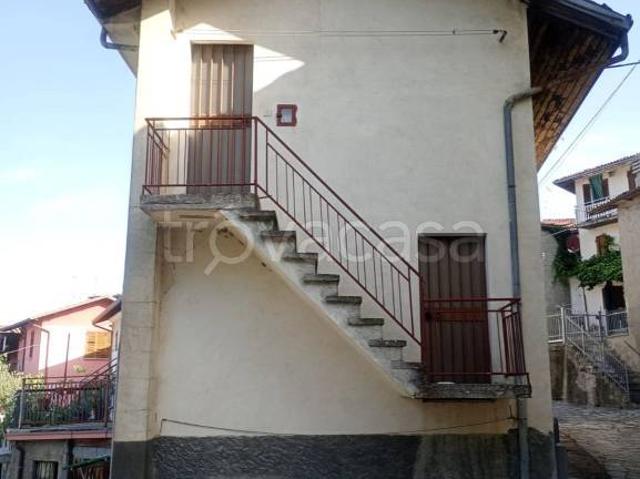 Villa singola in vendita a Varzi viale della Stazione