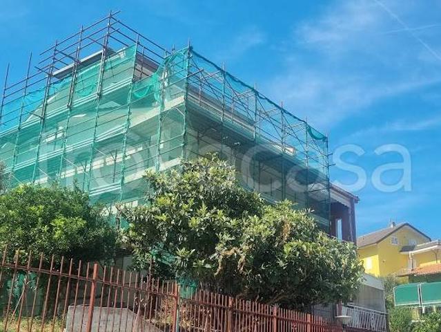 Villa singola in vendita a Varazze via alla Croce, Castagnabuona