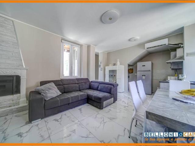 Villa singola in vendita a Varese via per Buguggiate, Capolago