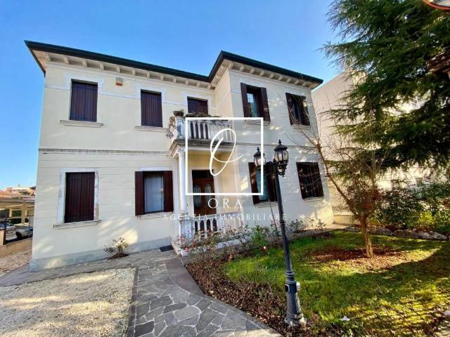 Villa singola in vendita a Venezia, Mestre