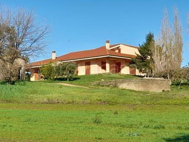 Villa singola in vendita a Velletri via Colle Rosso