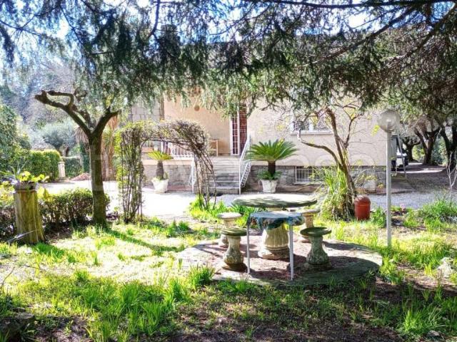 Villa singola in vendita a Velletri via della Lira