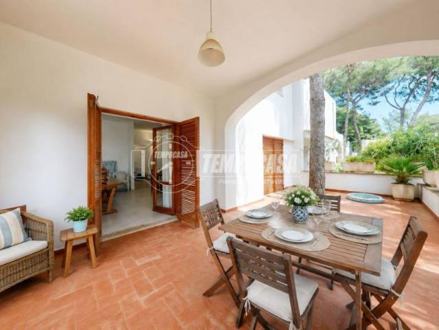 Villa singola in vendita a Vernole