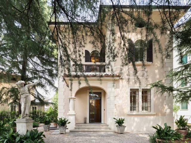 Villa singola in vendita a Verona via Pola, Borgo Roma