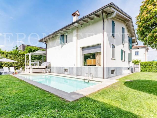 Villa singola in vendita a Verona via Speziala, San Massimo Croce Bianca
