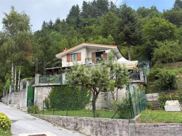 Villa singola in vendita a Vetria, Calizzano