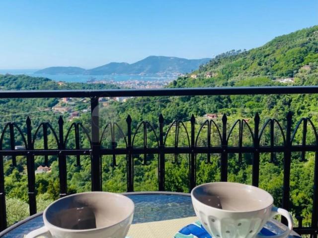 Villa singola in vendita a Vezzano Ligure, Valeriano