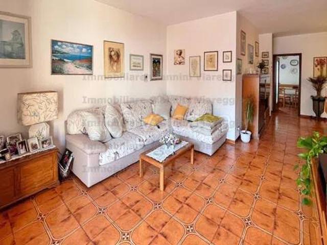 Villa singola in vendita a Viareggio