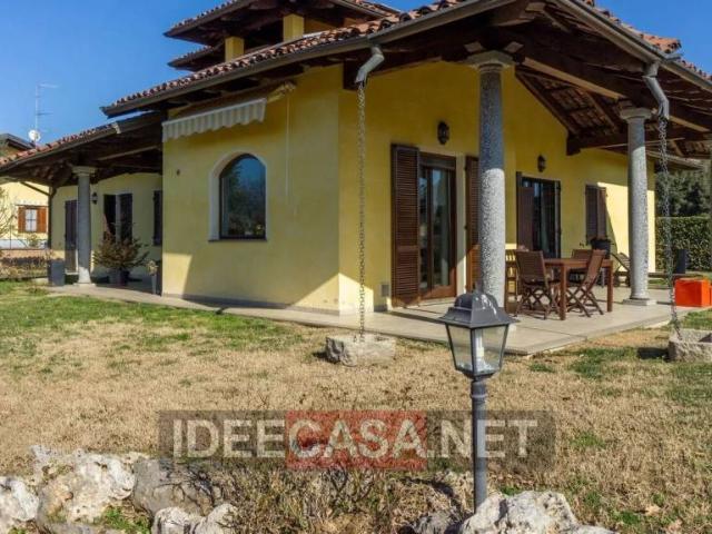 Villa singola in vendita a Villa, Castelletto Cervo