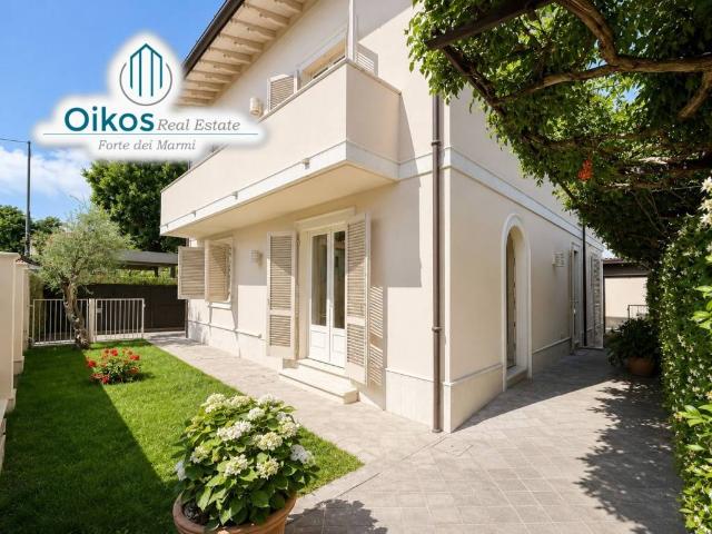 Villa singola in vendita a Vittoria Apuana, Forte dei Marmi