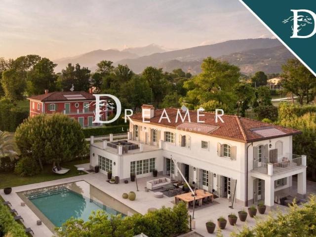 Villa singola in vendita a Vittoria Apuana, Forte dei Marmi