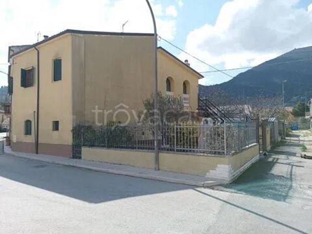 Villa singola in vendita a Vittorito via San Sebastiano, 95